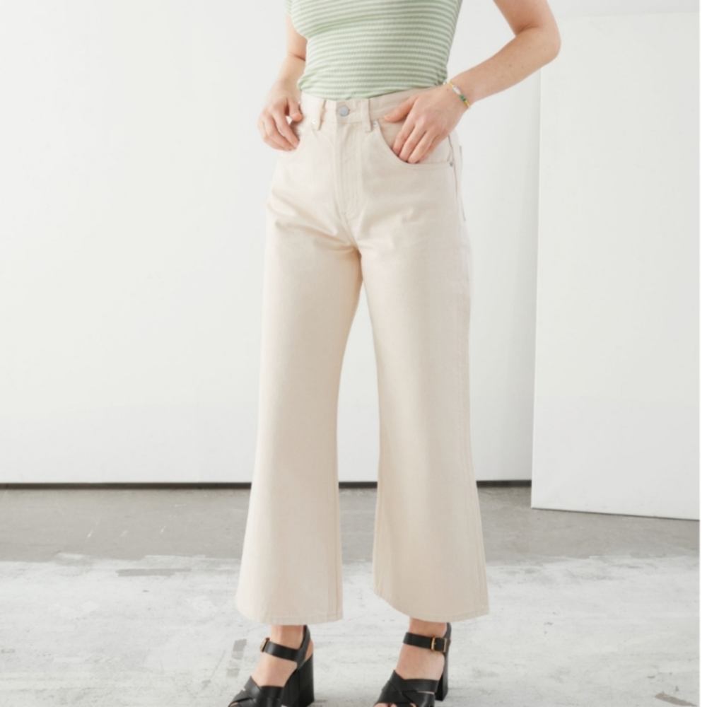 Cropped white jeans